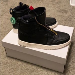 Nike Air Jordan Hightops- black